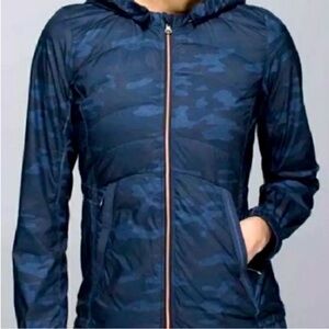 Lululemon Spring Fling Puffy Windbreaker  Blue 8